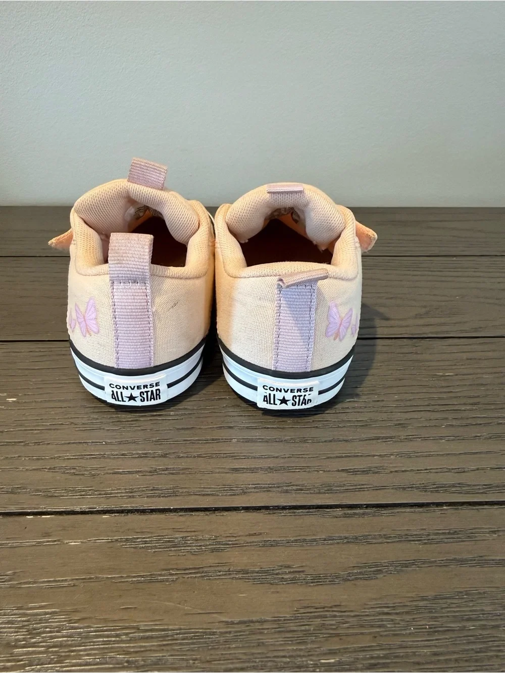 Converse Kids Peach Canvas Low-Top Sneakers with Hook-and-Loop Straps